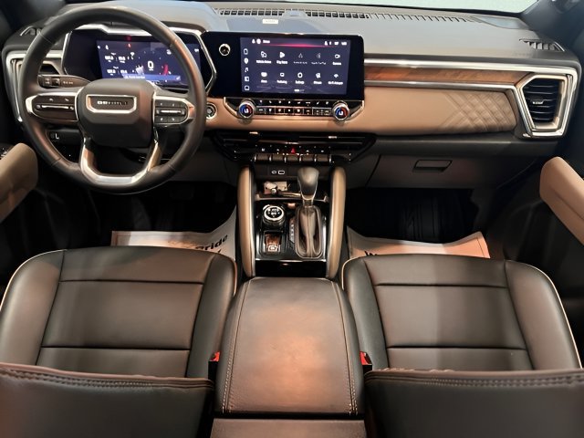 Certified 2025 GMC Canyon Denali AWD/4WD image 24