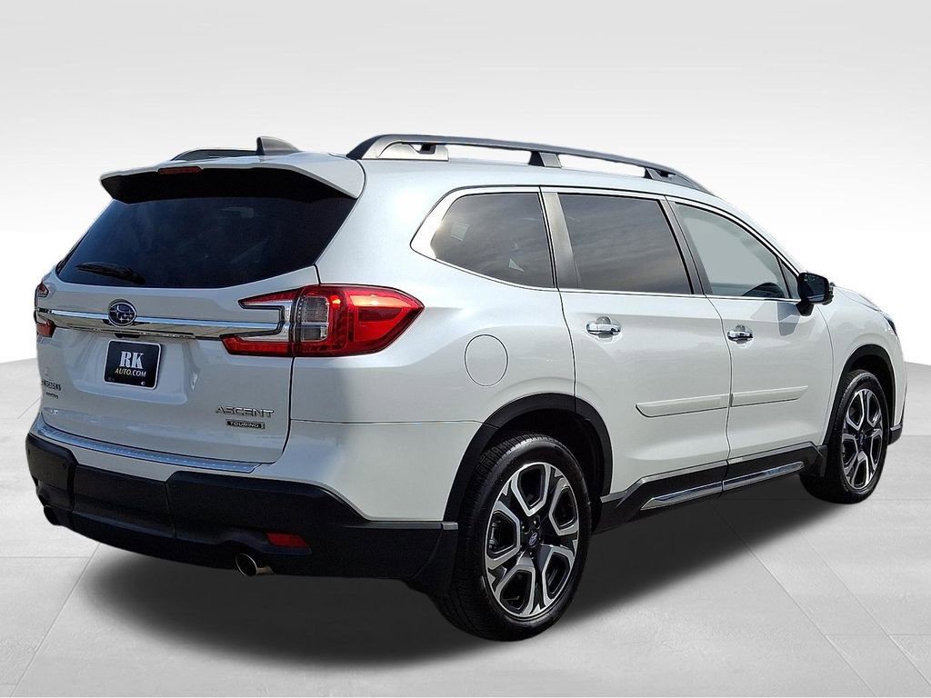 Used 2023 Subaru Ascent Touring image 7