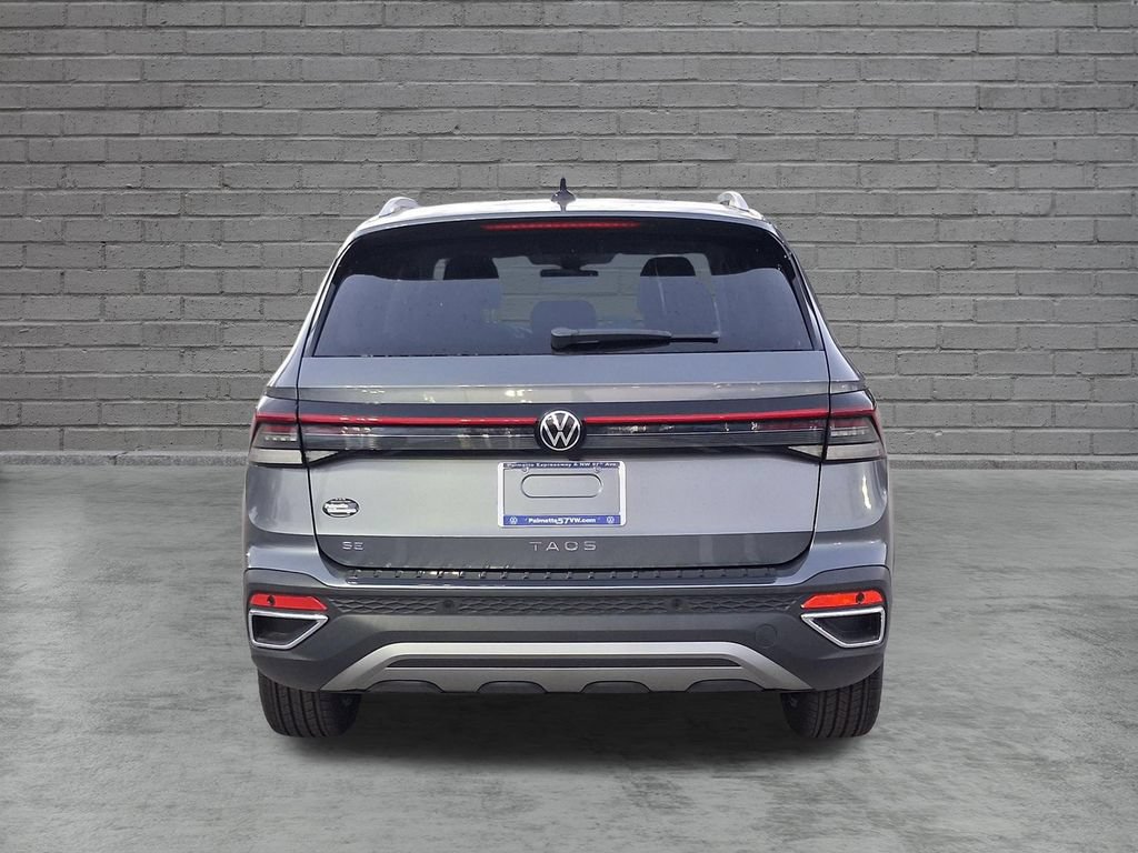New 2026 Volkswagen Taos SE FWD image 4