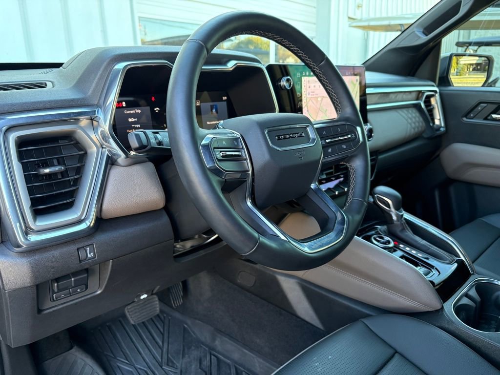 Certified 2024 GMC Canyon Denali image 14