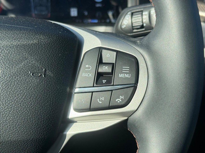 New 2026 Ford Explorer Active w/ Active Comfort Package image 19