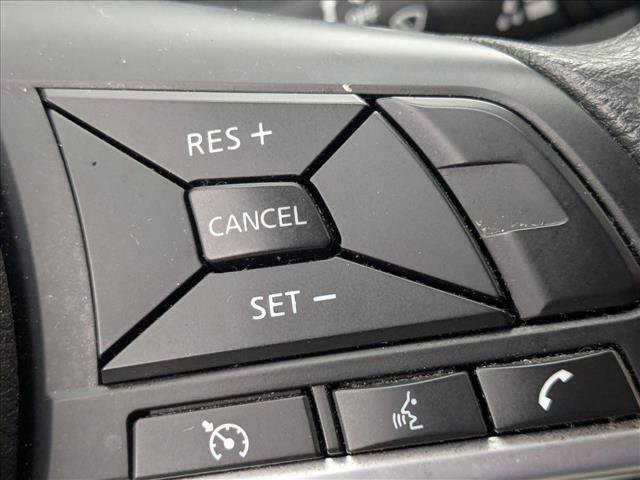 Used 2020 Nissan Rogue Sport SV image 10