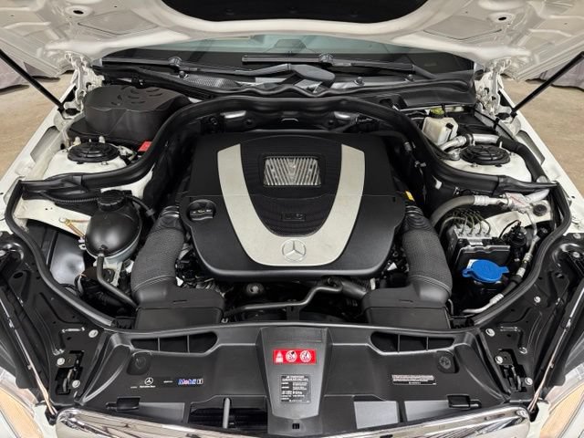 Used 2010 Mercedes-Benz E 350 4MATIC Sedan image 31