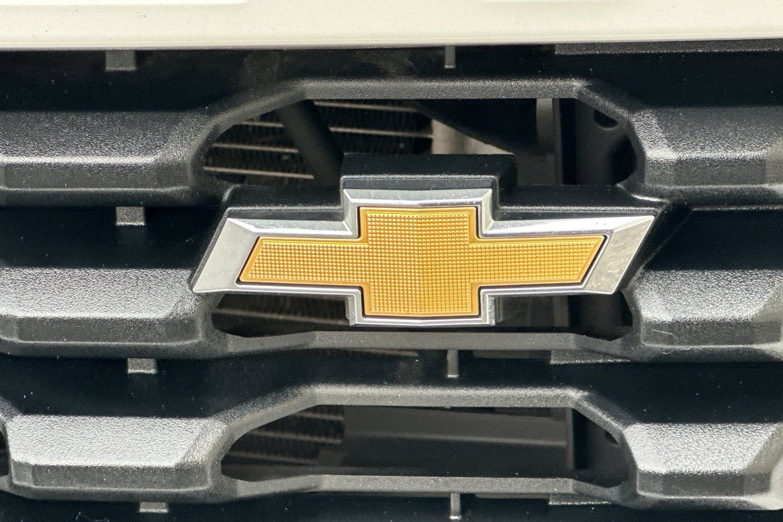 Used 2020 Chevrolet Silverado 1500 Custom w/ Custom Value Package image 35