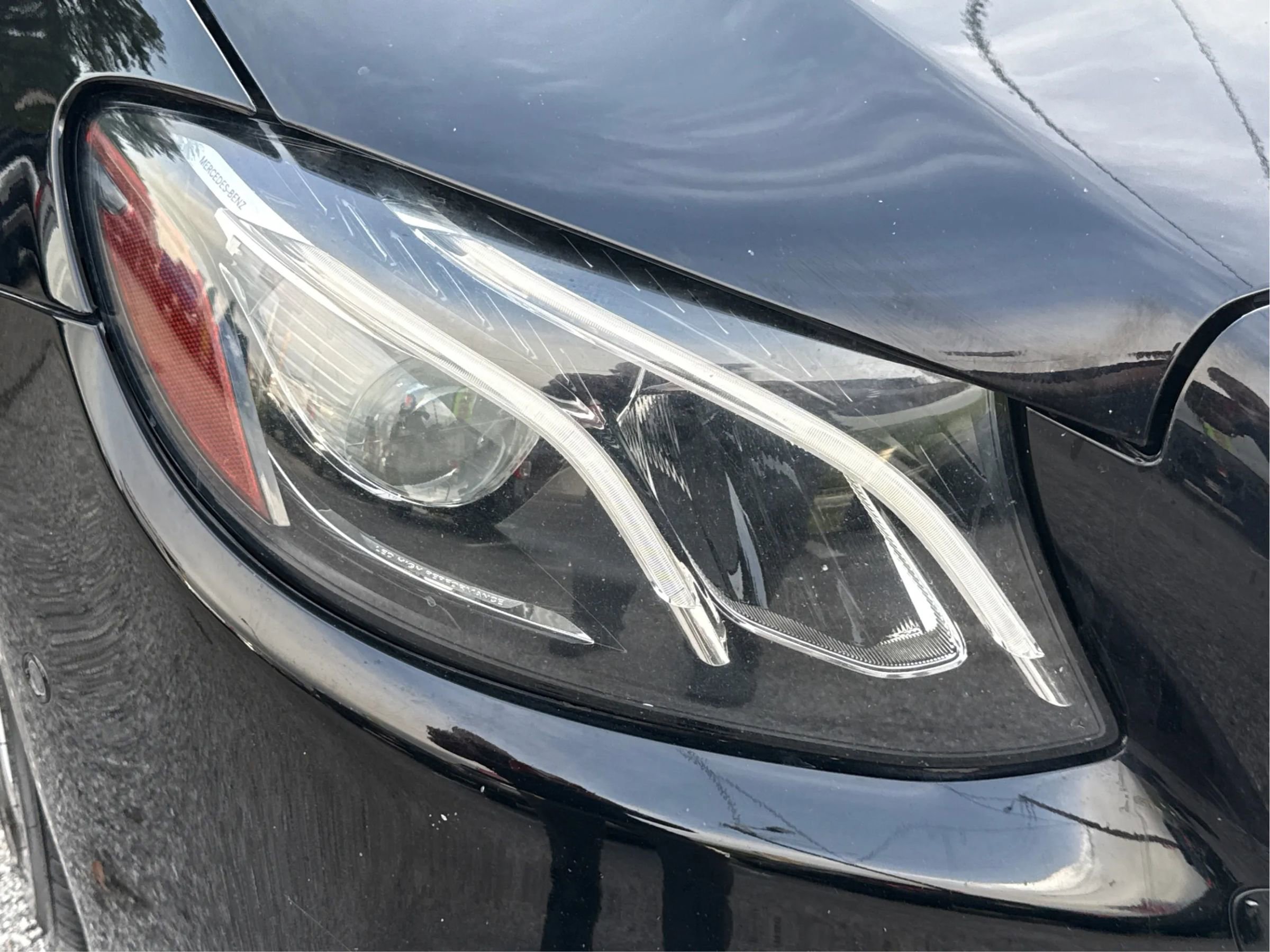Used 2018 Mercedes-Benz E 300 4MATIC w/ Premium 1 Package image 9