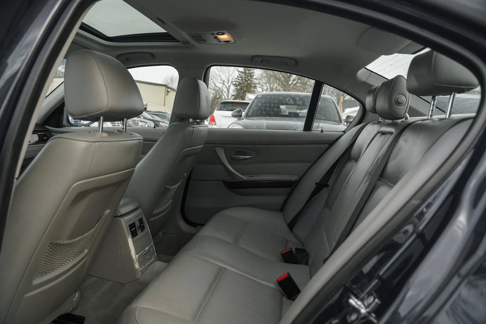 Used 2006 BMW 325i Sedan image 8