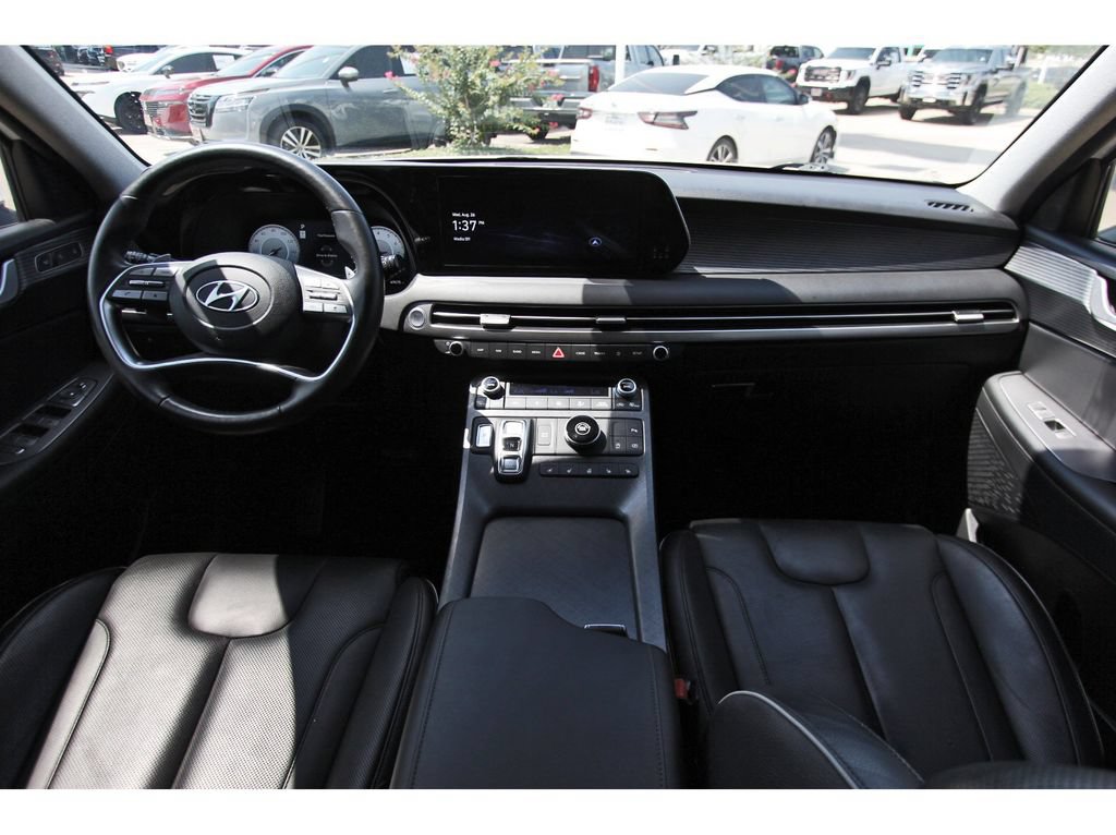 Used 2023 Hyundai Palisade Limited FWD image 9