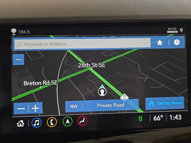 Used 2023 Buick Envision Avenir image 23