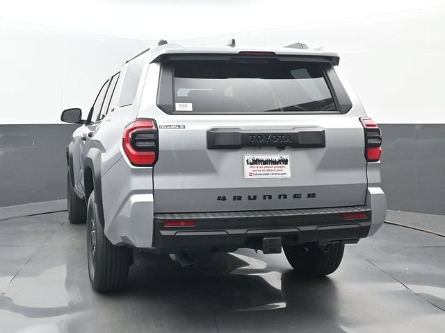 New 2026 Toyota 4Runner SR5 AWD/4WD image 17