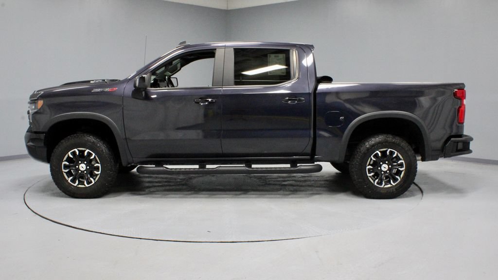 Used 2023 Chevrolet Silverado 1500 ZR2 w/ Technology Package AWD/4WD image 8