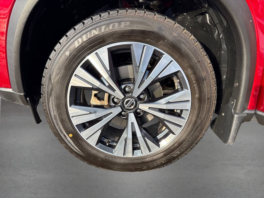 Used 2021 Nissan Rogue SV image 13