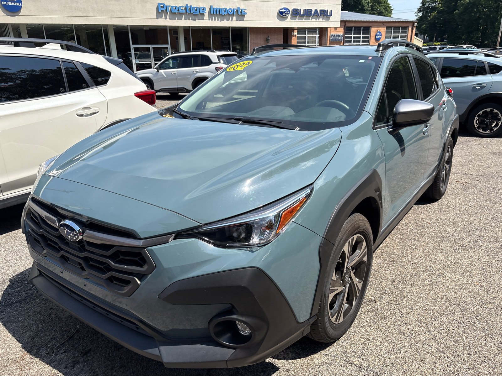 Used 2024 Subaru Crosstrek 2.0i Premium AWD/4WD image 3