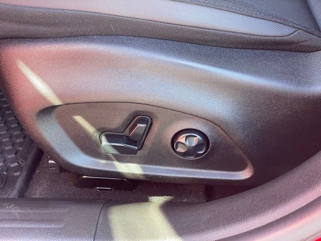 Used 2019 Jeep Renegade Trailhawk w/ Cold Weather Group II image 14