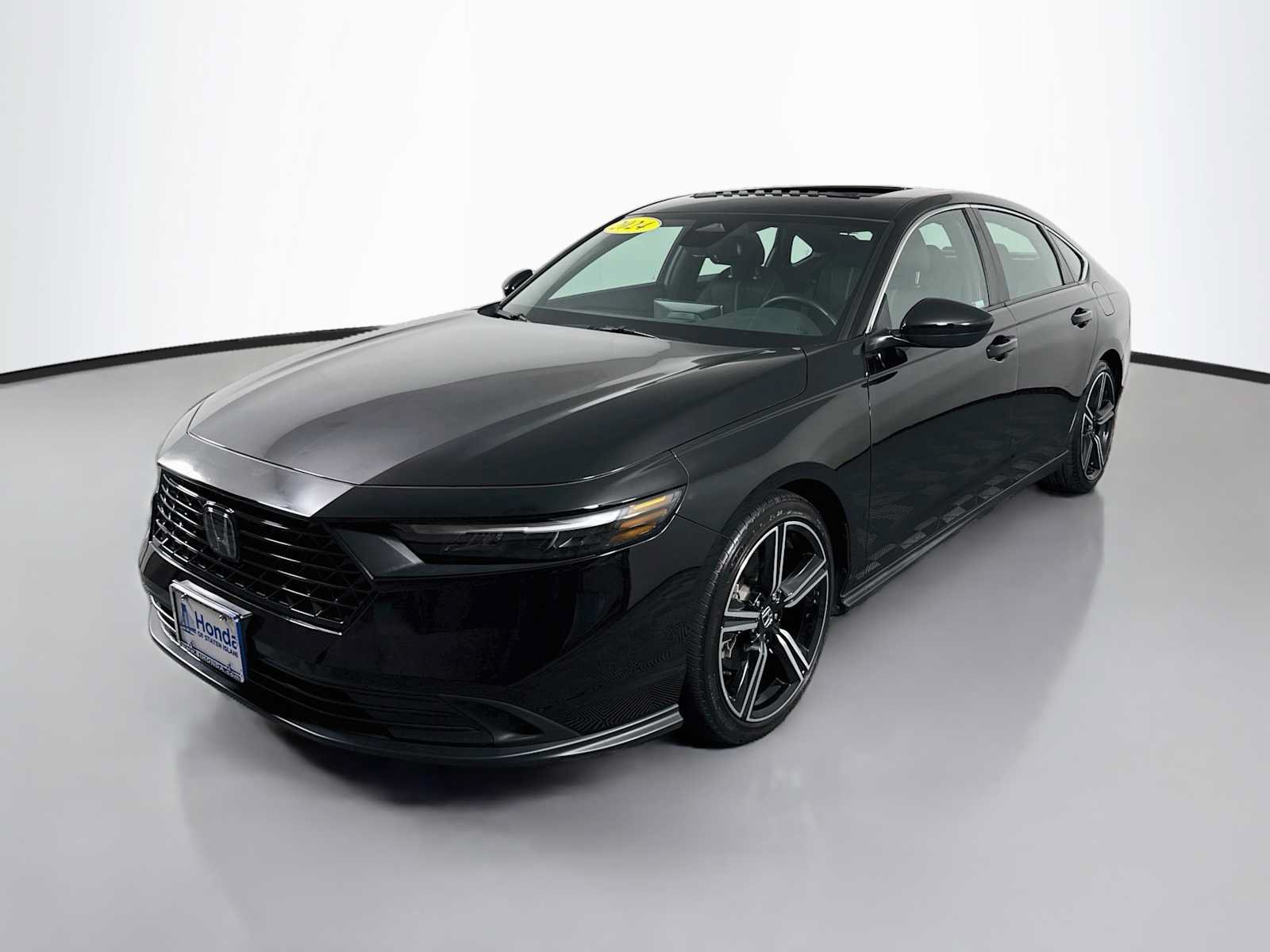 Certified 2024 Honda Accord Sport image 3