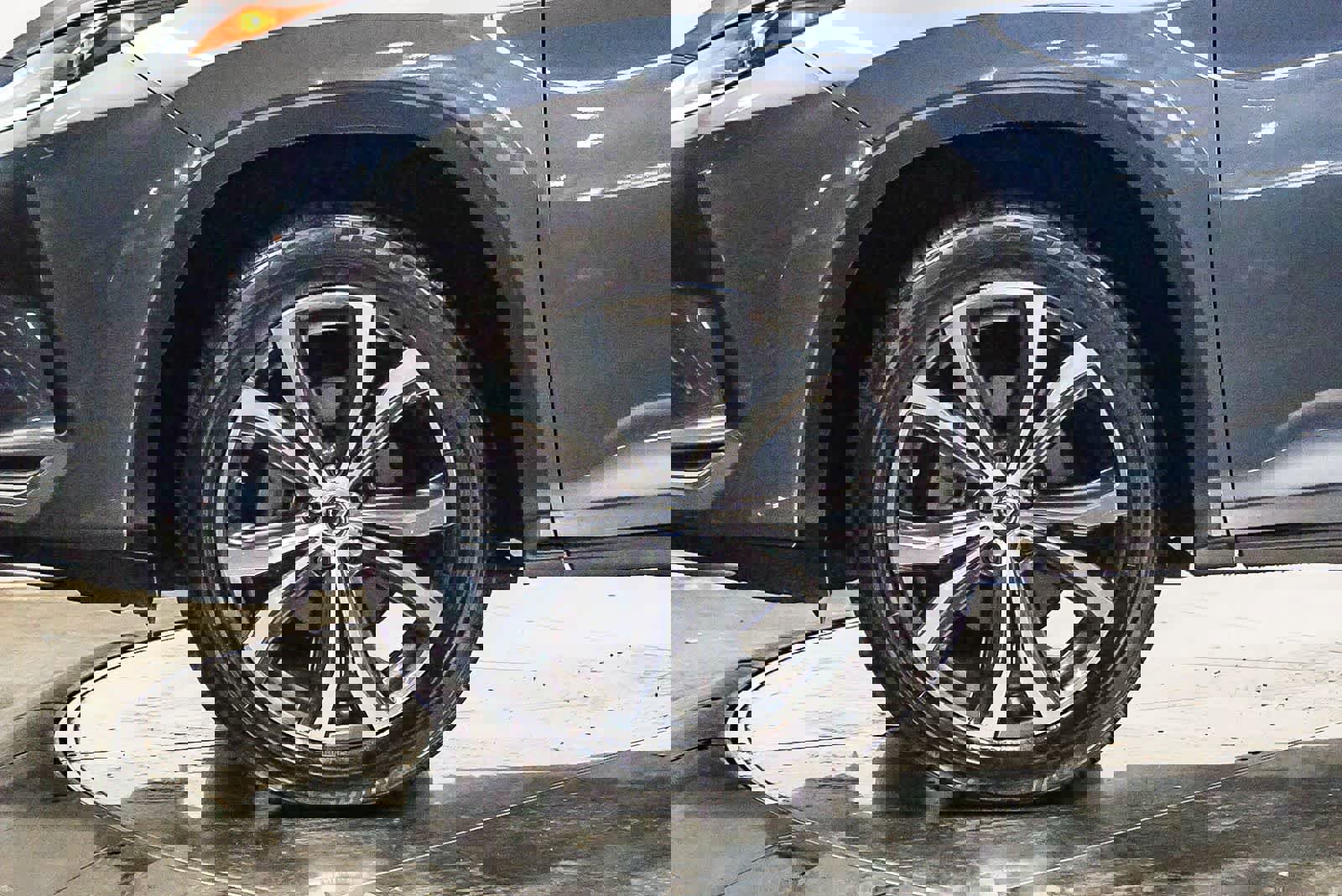 Certified 2020 Lexus RX 350L FWD w/ Premium Package image 9