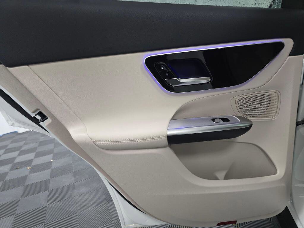 New 2026 Mercedes-Benz GLC 300 4MATIC image 19