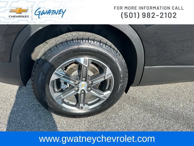 Used 2025 Chevrolet Blazer LT AWD/4WD image 11