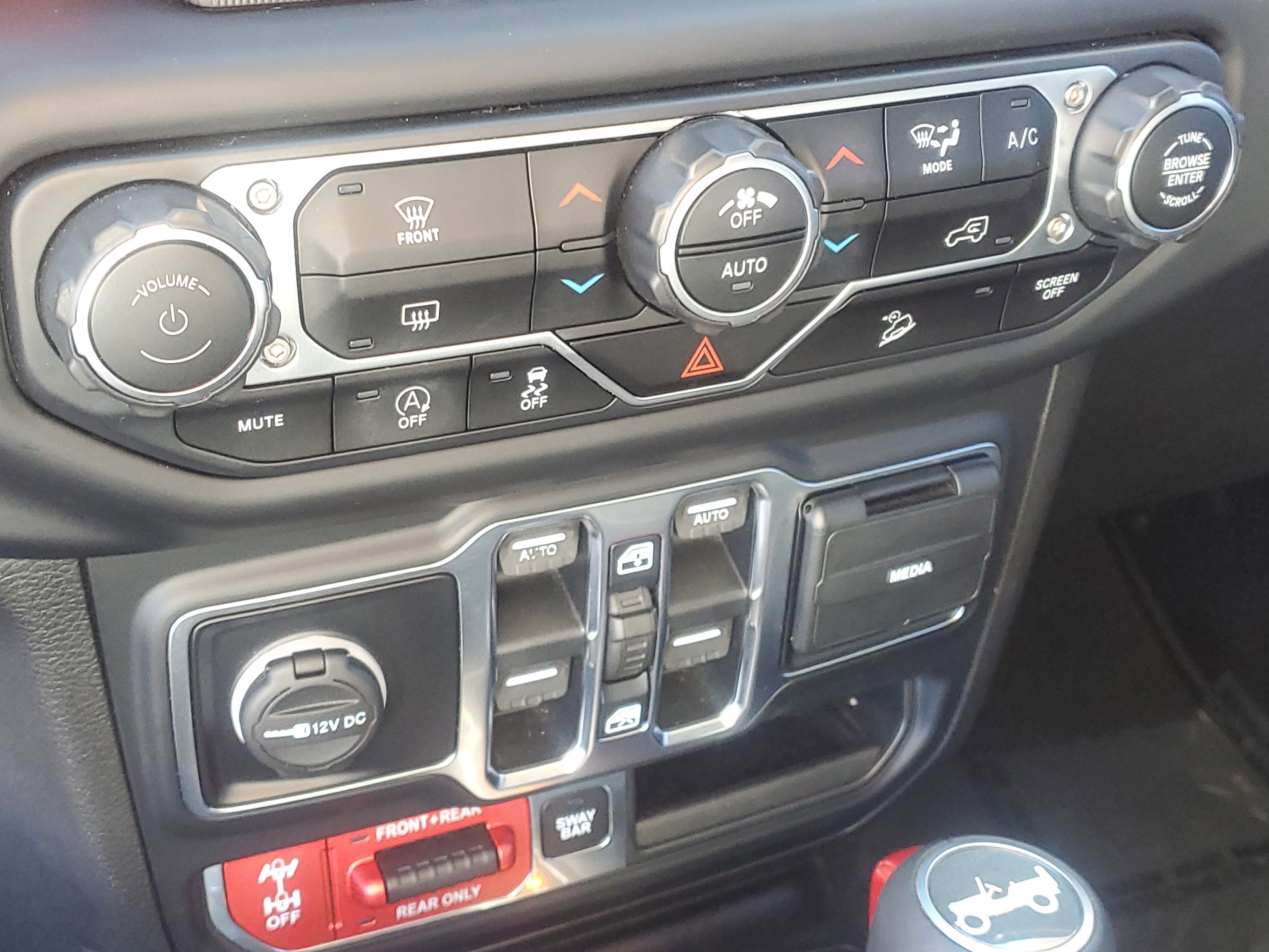 Used 2019 Jeep Wrangler Unlimited Rubicon image 29