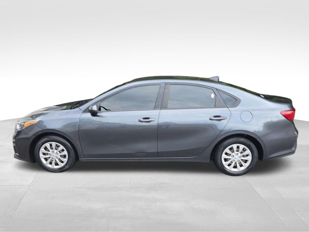 Used 2021 Kia Forte Sedan FWD image 2