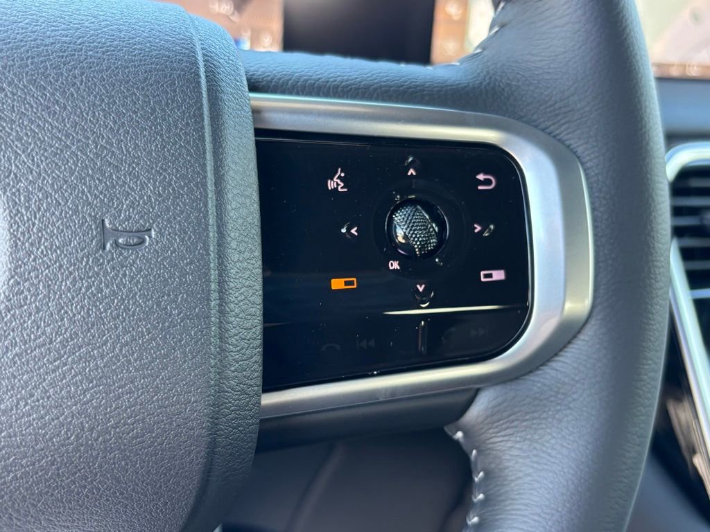 New 2026 Nissan Armada SL w/ Captain's Chari Seat Package image 13
