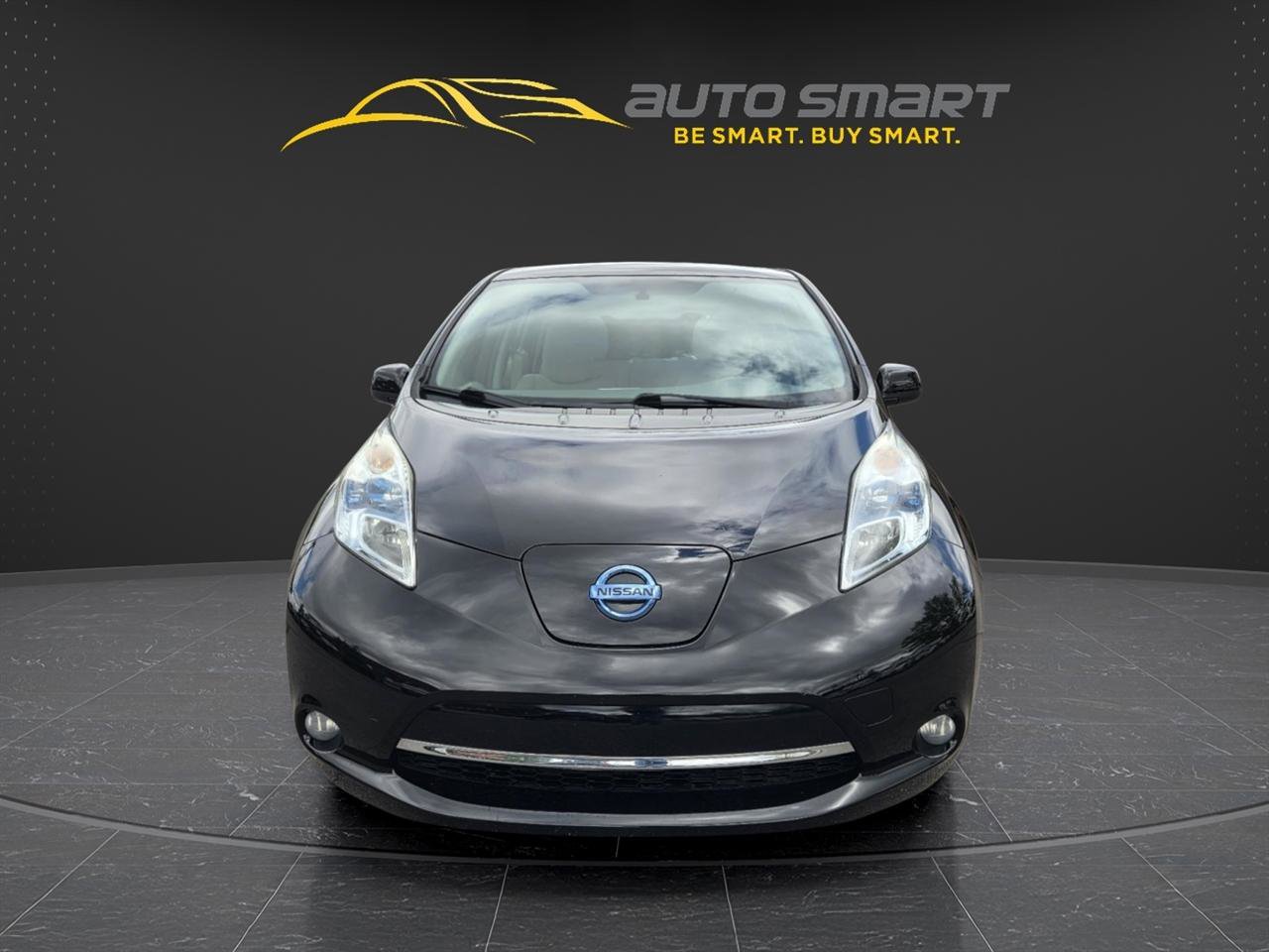 Used 2011 Nissan Leaf SL FWD image 7