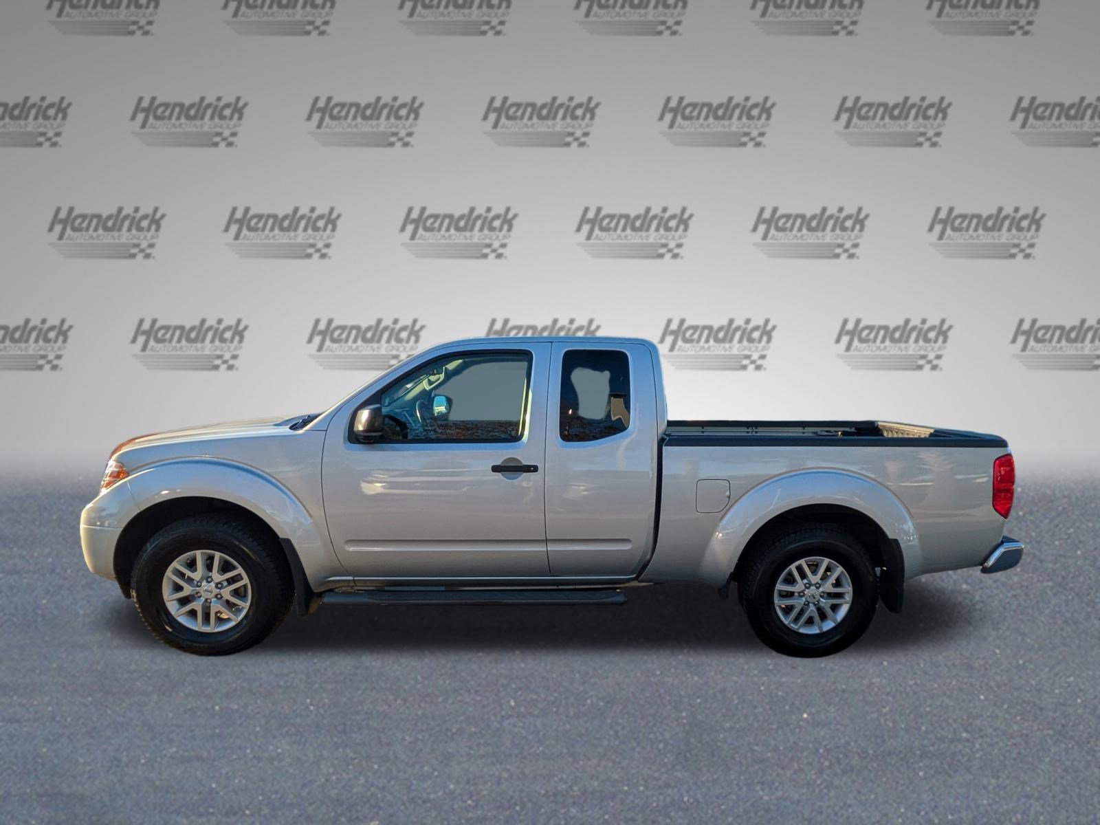 Used 2018 Nissan Frontier SV w/ Value Truck Package image 8