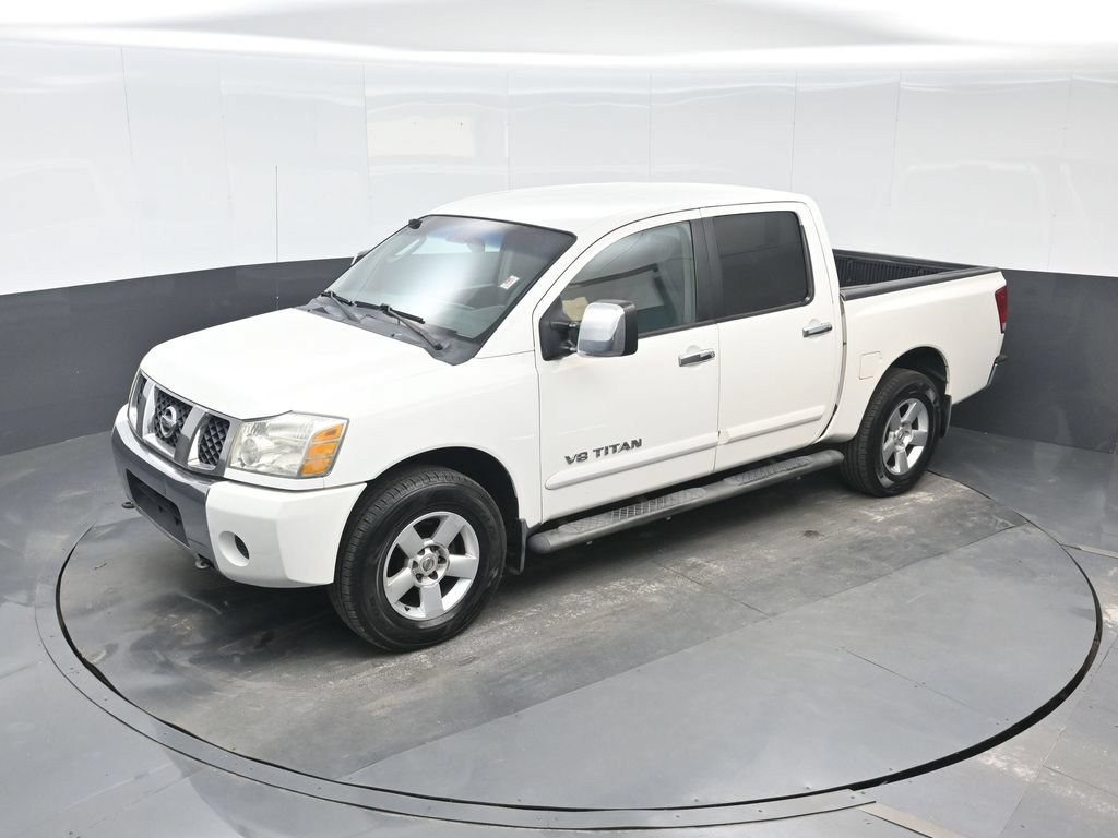 Used 2005 Nissan Titan SE w/ (T01) Tow Pkg AWD/4WD image 18