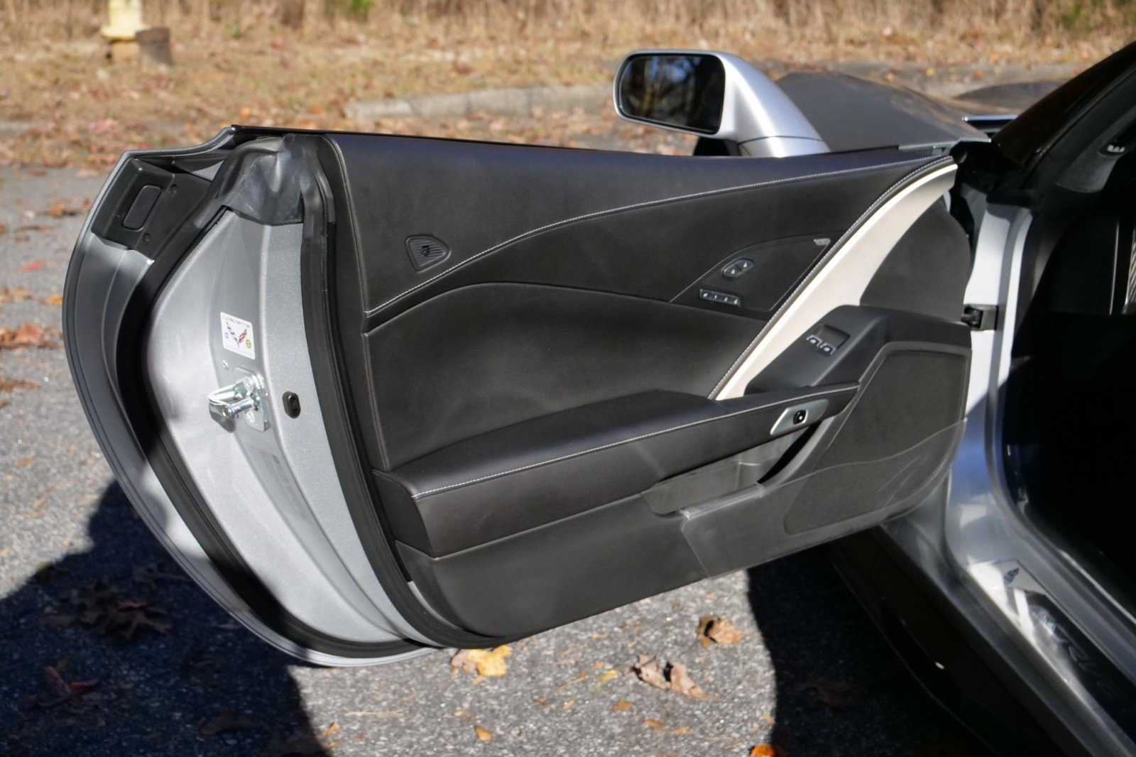 Used 2016 Chevrolet Corvette Z06 w/ 3LZ Preferred Equipment Group image 30