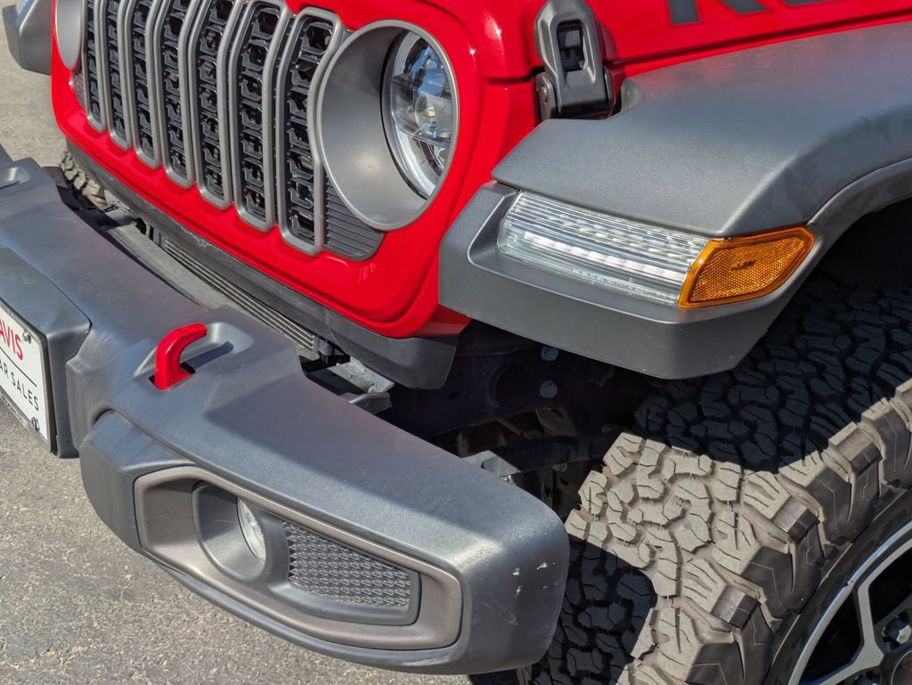 Used 2025 Jeep Wrangler Unlimited Rubicon image 11