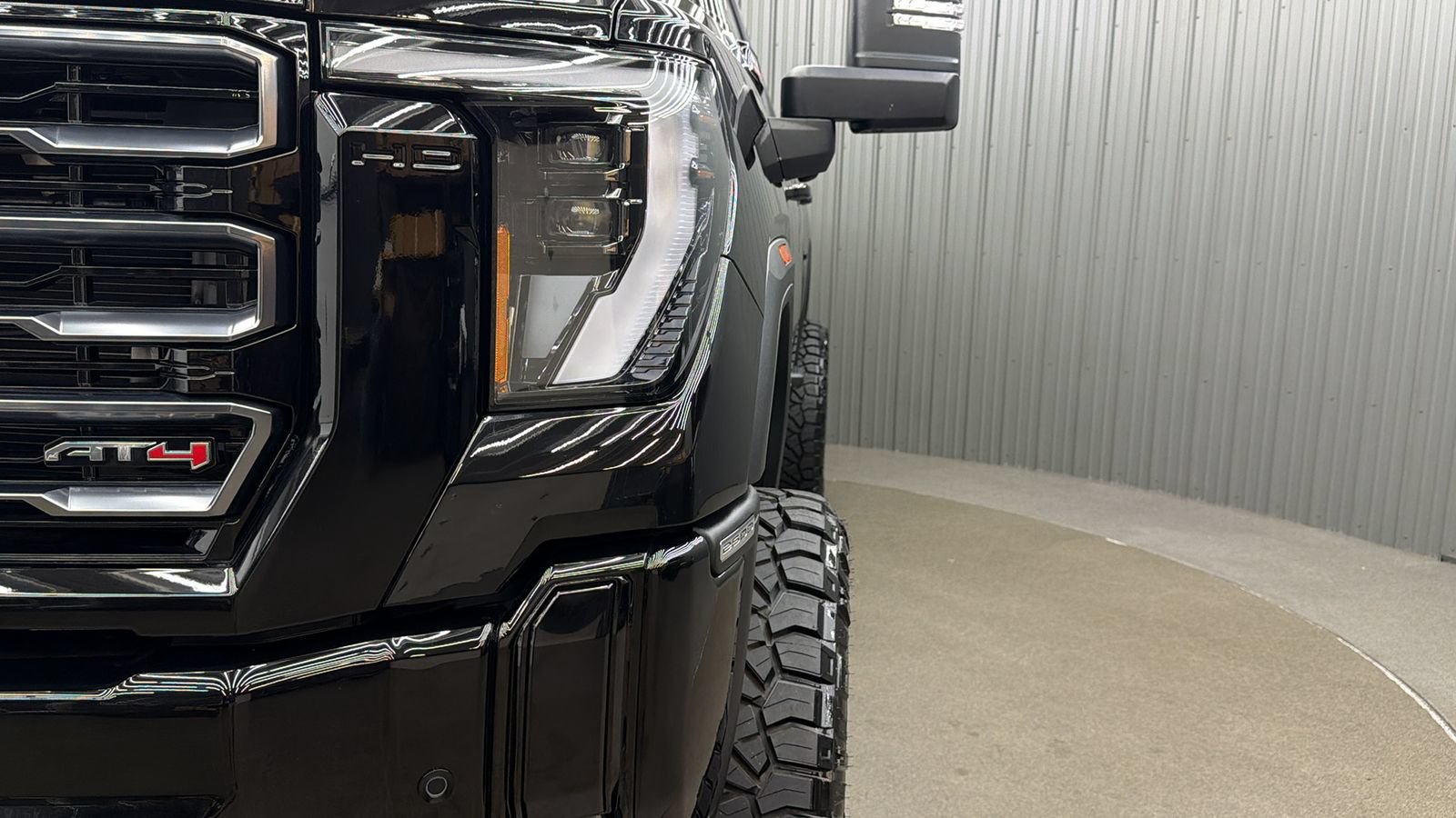 Used 2026 GMC Sierra 2500 AT4 AWD/4WD image 13