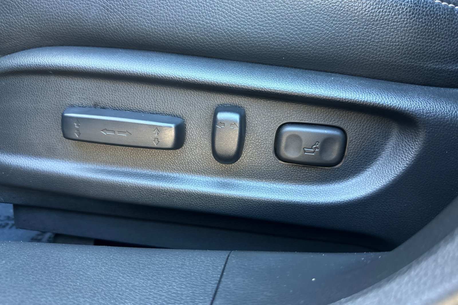 Used 2017 Honda Accord Sport image 14