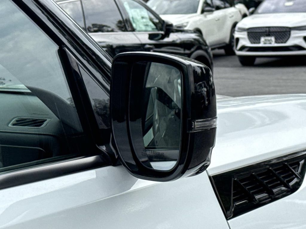 New 2027 INFINITI QX80 Sensory AWD/4WD image 26