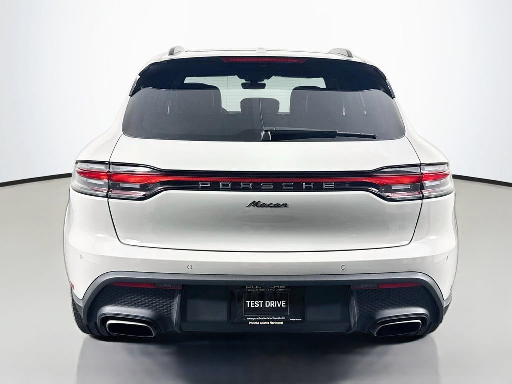 Certified 2026 Porsche Macan AWD/4WD image 10