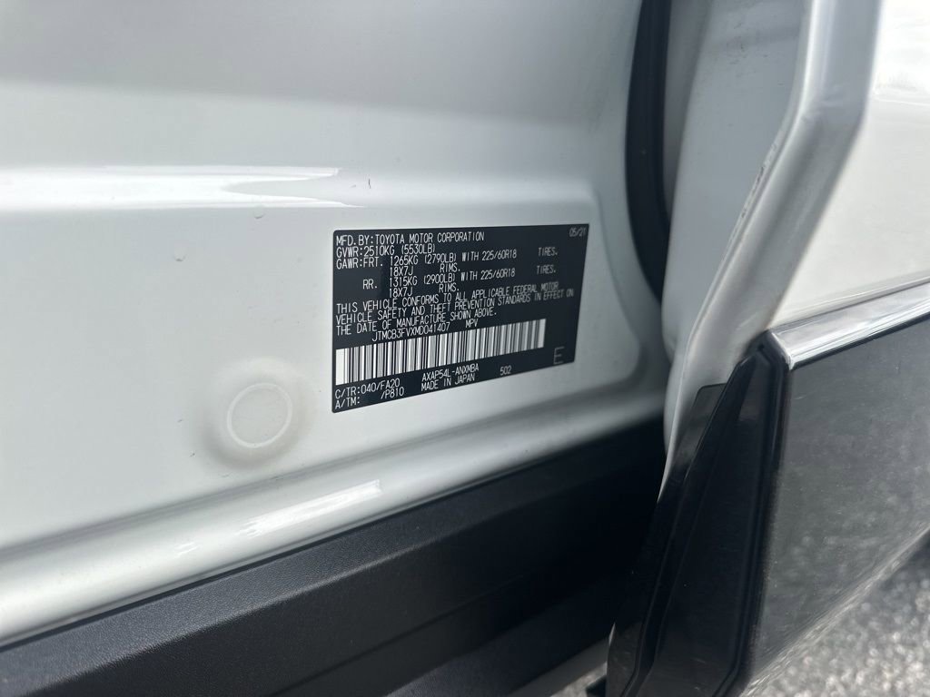 Used 2021 Toyota RAV4 SE image 37