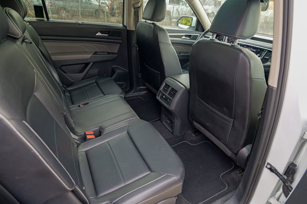 Used 2022 Volkswagen Atlas SE image 32