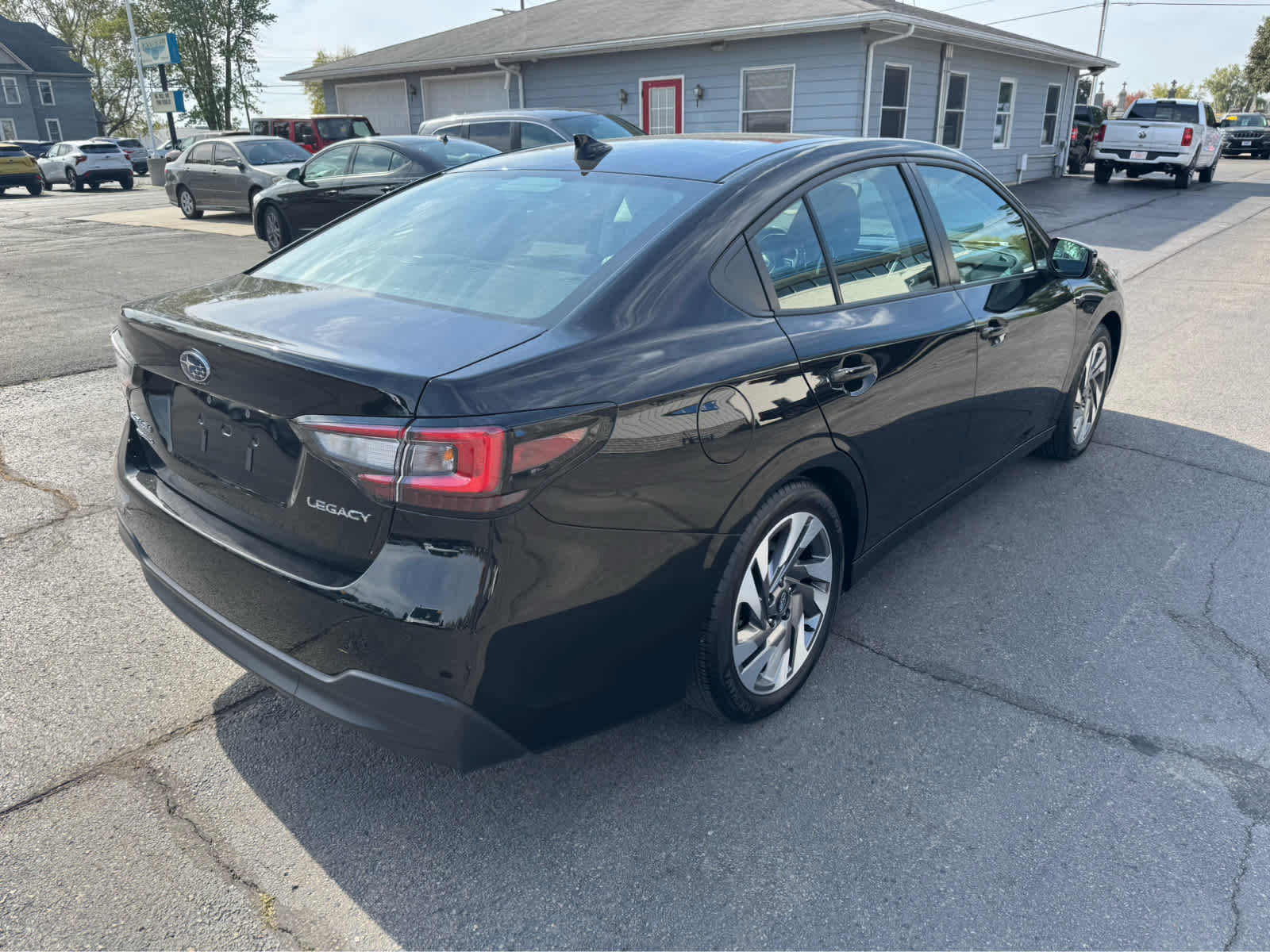 Used 2023 Subaru Legacy Limited image 6