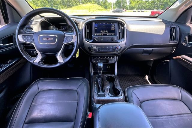 Used 2022 GMC Canyon Denali w/ Denali Black Edition Package AWD/4WD image 8