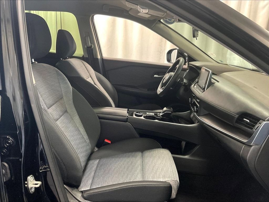Certified 2023 Nissan Rogue SV AWD/4WD image 11
