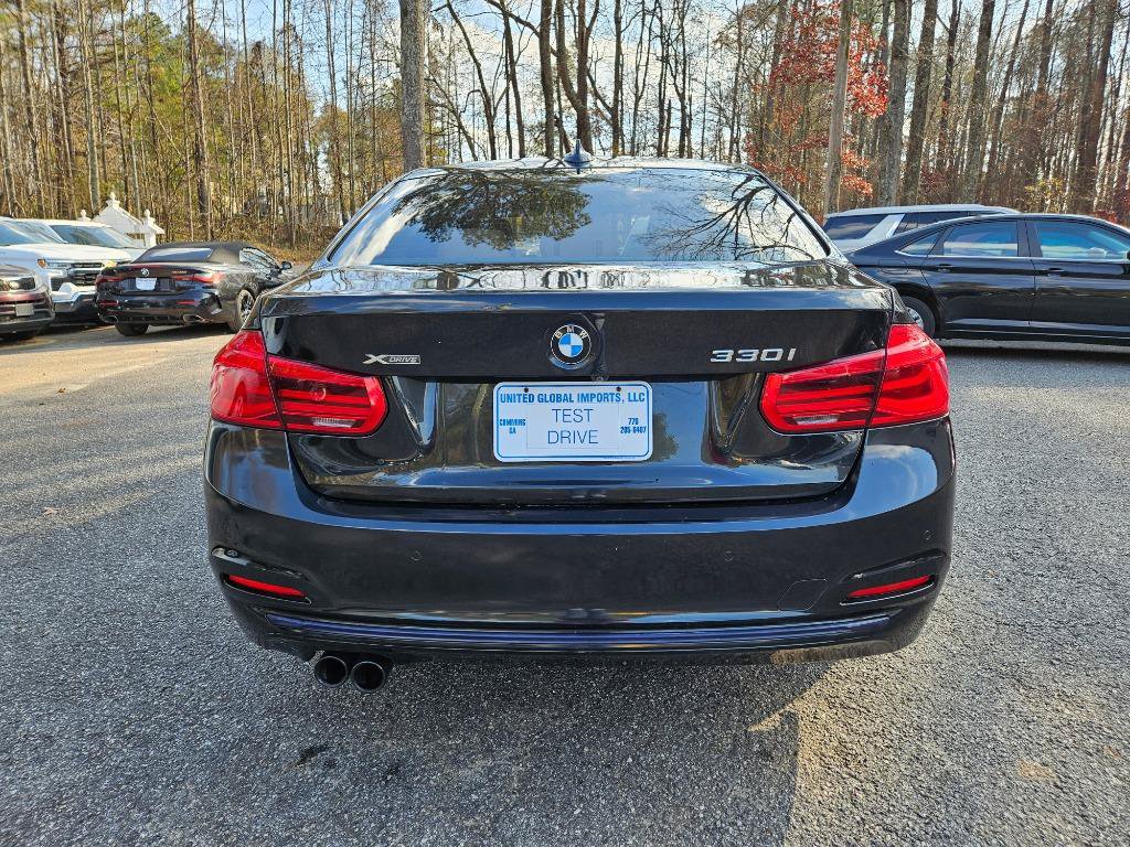 Used 2018 BMW 330i xDrive Sedan w/ Premium Package AWD/4WD image 7