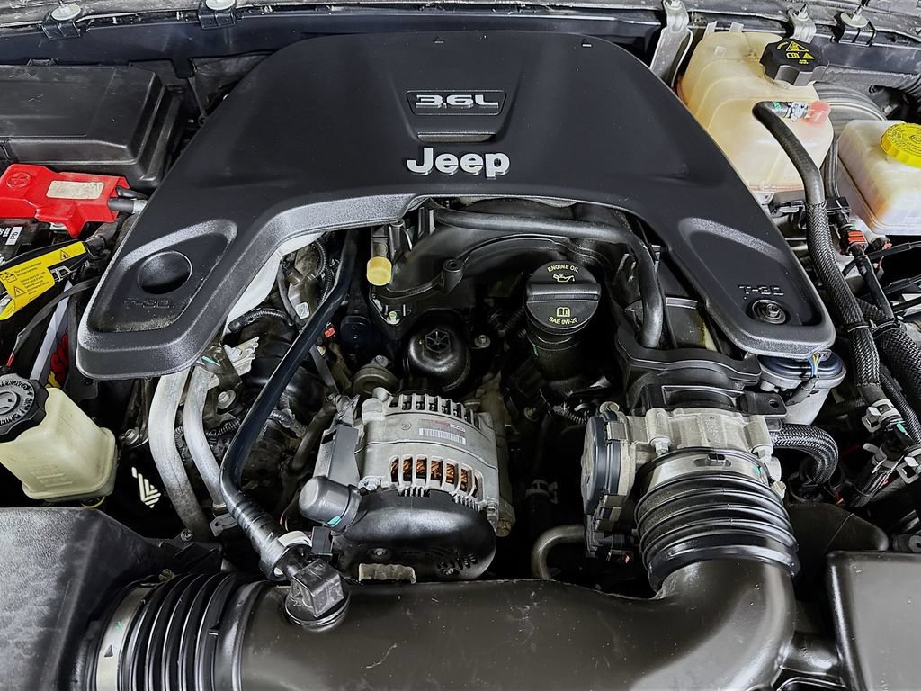 Used 2021 Jeep Wrangler Rubicon AWD/4WD image 30
