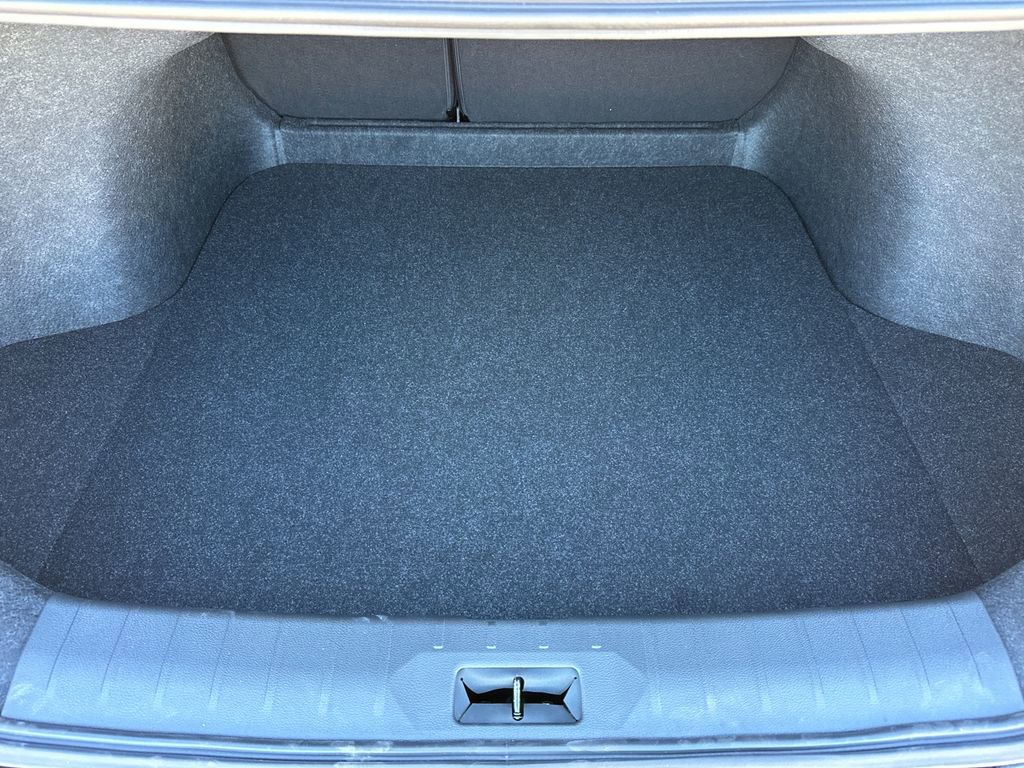 Used 2026 Nissan Sentra SV w/ Floor Mat Package image 18