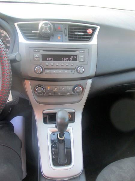Used 2013 Nissan Sentra SV FWD image 11