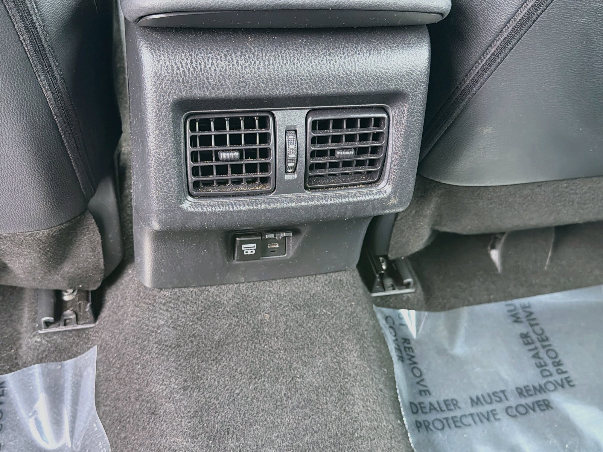 Used 2025 Toyota Camry SE FWD image 19