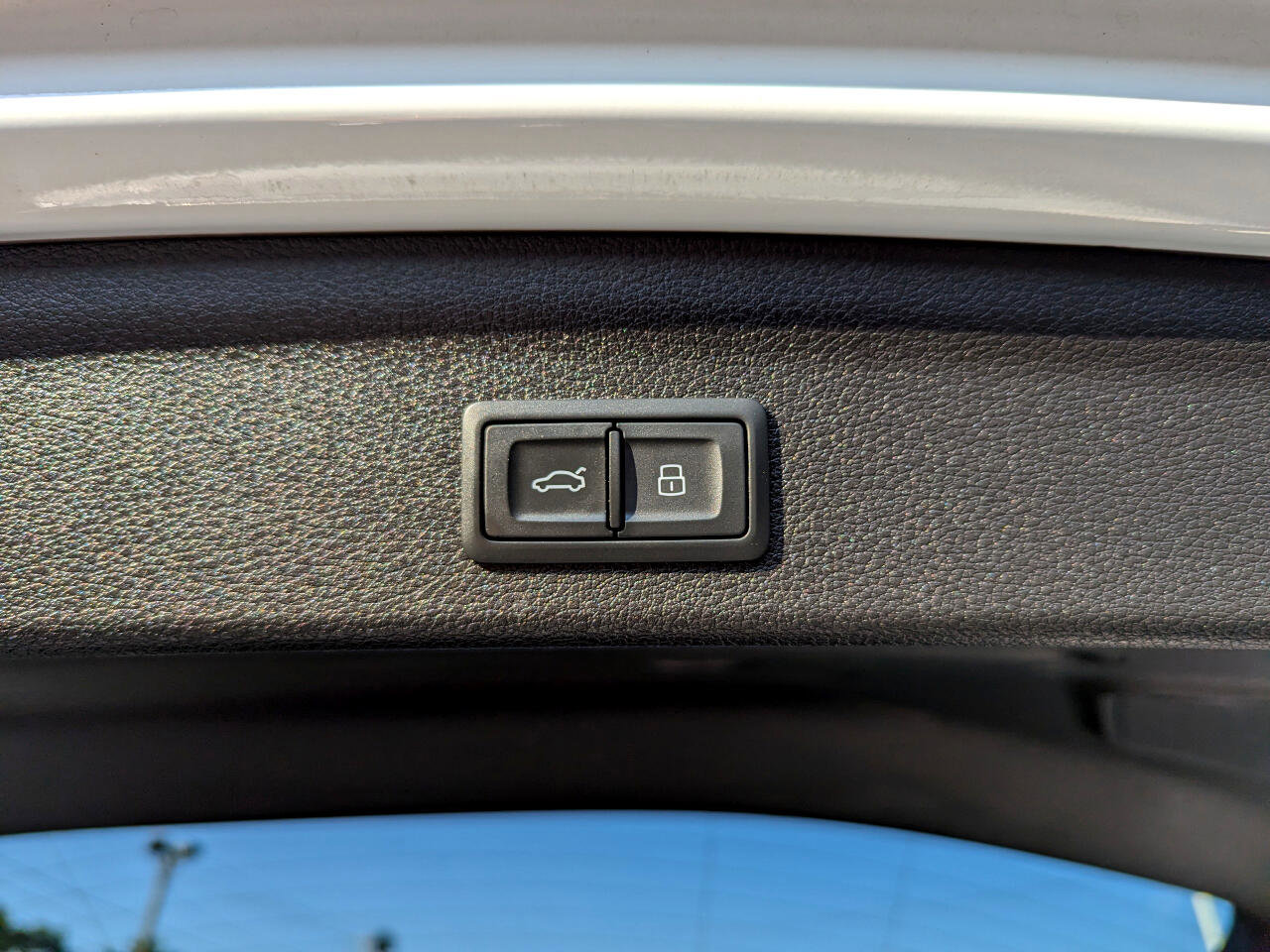 Used 2020 Audi Q3 2.0T Prestige image 45