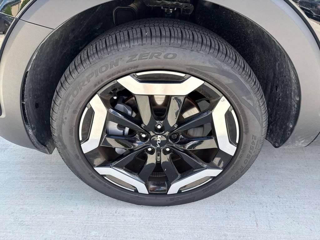 New 2025 Kia Telluride EX w/ EX Captain's Chair Package FWD image 5