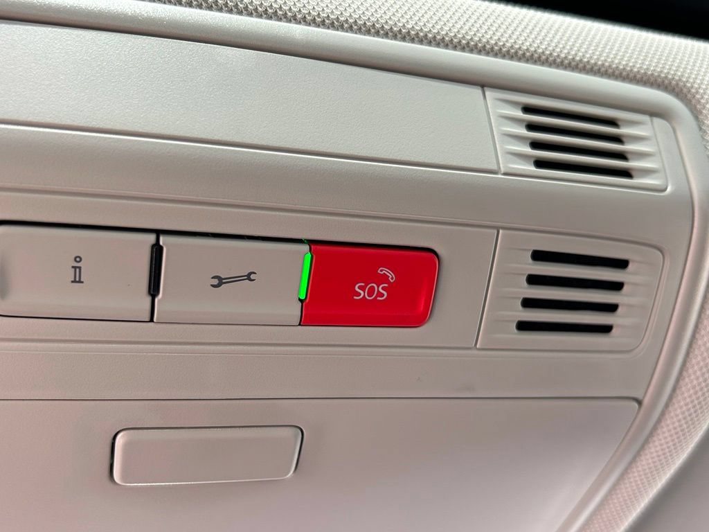 New 2027 Volkswagen Jetta SEL FWD image 31