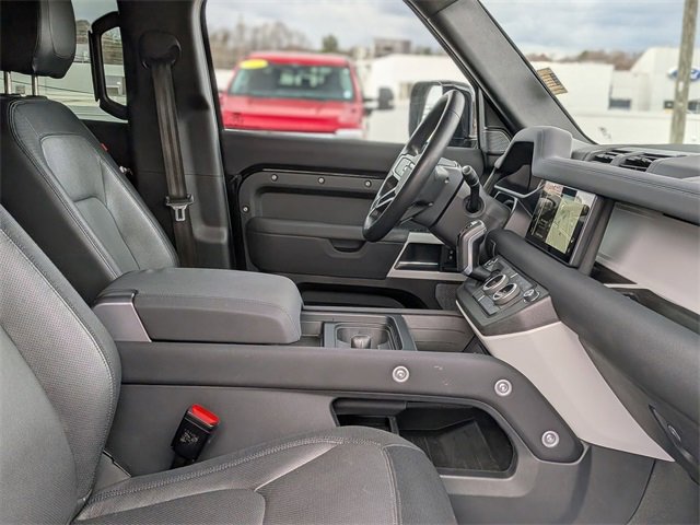 Used 2023 Land Rover Defender 110 X-Dynamic SE image 38