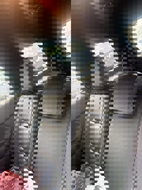 Used 2013 Ford Explorer XLT image 26