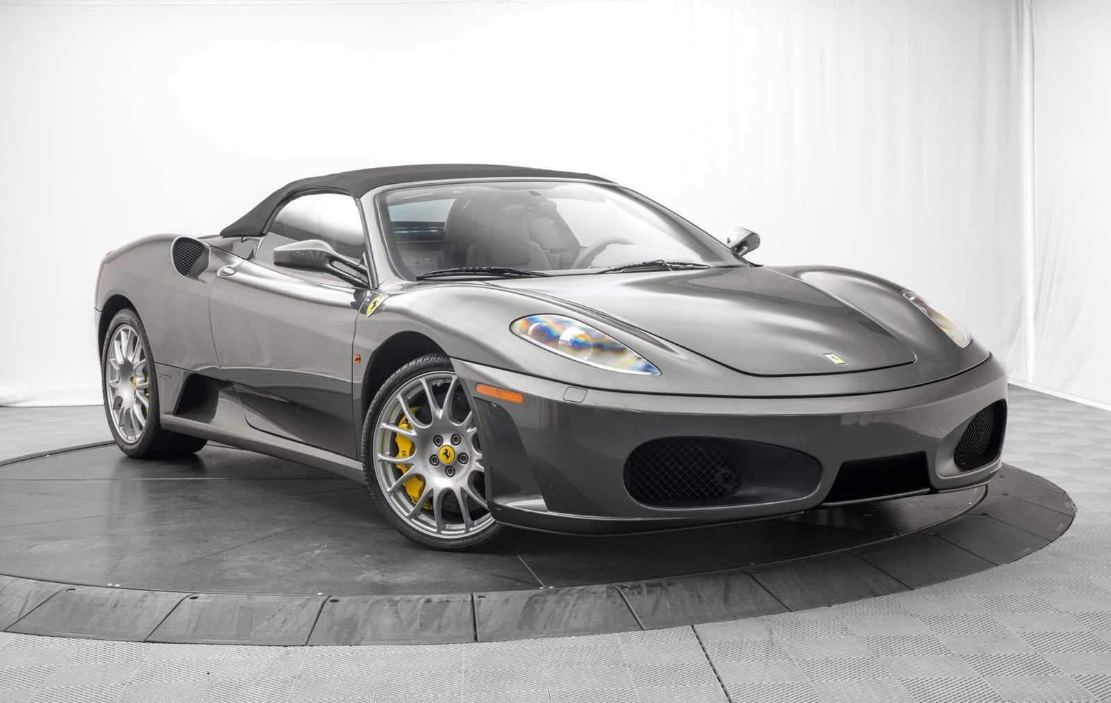 Used 2009 Ferrari F430 Spider RWD image 1
