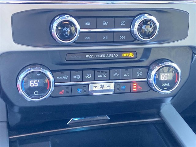 Used 2022 Ford F250 Lariat w/ Black Appearance Package image 26